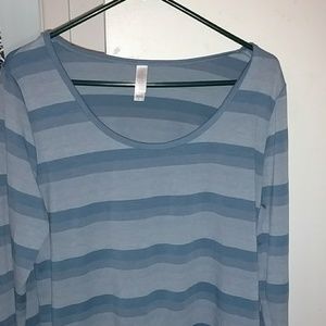 NWT LulaRoe Large Lynnae